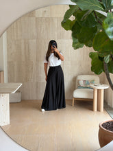 Load image into Gallery viewer, The Pleat Pants