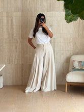 Load image into Gallery viewer, The Pleat Pants