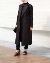 Load image into Gallery viewer, Ribbed Sleeve Longline Blazer