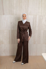 Load image into Gallery viewer, Silk Linen Collarless Suit