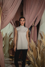 Load image into Gallery viewer, Sporty Sleeveless Blouse