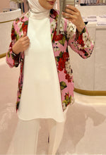 Load image into Gallery viewer, Satin Highneck Sleeveless Blouse