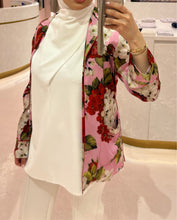 Load image into Gallery viewer, Gathered Neck Sleeveless Blouse