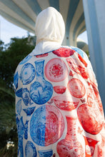 Load image into Gallery viewer, Red &amp; Blue Vases
