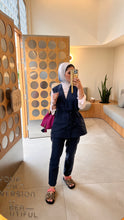 Load image into Gallery viewer, Long Sleeve Ruched Blouse
