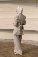 Load image into Gallery viewer, The Summer Suit Pants
