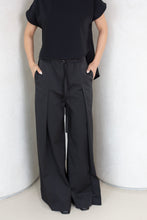 Load image into Gallery viewer, The Front Pleat Pants

