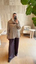 Load image into Gallery viewer, Satin Full Leg Pants
