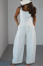 Load image into Gallery viewer, Seoul Barrel Pants
