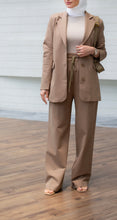 Load image into Gallery viewer, The Casual Suit Set
