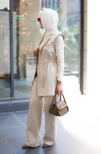 Load image into Gallery viewer, The Vest Set
