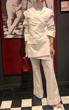 Load image into Gallery viewer, The Suit Pant
