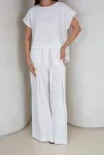 Load image into Gallery viewer, The Front Pleat Pants
