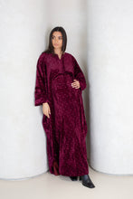 Load image into Gallery viewer, Polka Velvet Flowing Kaftan
