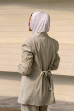 Load image into Gallery viewer, The Summer Suit Pants
