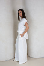 Load image into Gallery viewer, The Front Pleat Pants
