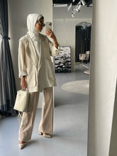 Load image into Gallery viewer, Beige Relaxed Jacket
