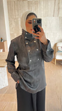 Load image into Gallery viewer, Flowing Blouse
