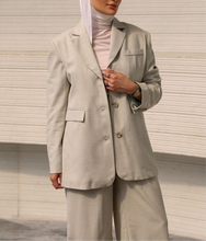 Load image into Gallery viewer, Long Sleeve Ruched Blouse
