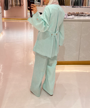 Load image into Gallery viewer, Linen Set Tiffany

