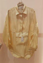 Load image into Gallery viewer, Shimmer Casual Shirt
