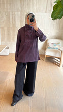 Load image into Gallery viewer, Flowing Blouse
