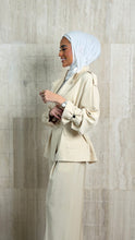 Load image into Gallery viewer, Arona Buckle Set

