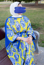 Load image into Gallery viewer, Blue &amp; Yellow Vases
