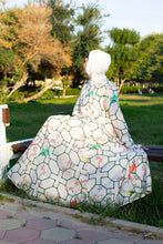 Load image into Gallery viewer, Birds Tapered Sleeve Dress
