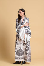 Load image into Gallery viewer, Panther Kaftan
