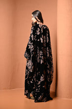 Load image into Gallery viewer, Botanical Flowing Kaftan
