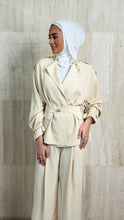 Load image into Gallery viewer, Arona Buckle Set

