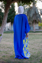 Load image into Gallery viewer, Blue &amp; Yellow Vases
