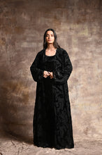 Load image into Gallery viewer, Velvet Bloom Abaya
