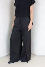 Load image into Gallery viewer, The Front Pleat Pants

