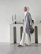 Load image into Gallery viewer, Open Back Linen Jacket - Denim Blue

