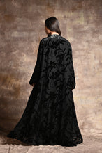 Load image into Gallery viewer, Velvet Bloom Abaya
