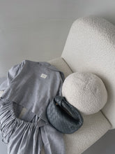 Load image into Gallery viewer, Open Back Linen Jacket - Denim Blue
