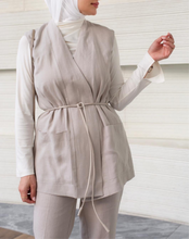 Load image into Gallery viewer, Long Sleeve Ruched Blouse
