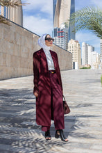Load image into Gallery viewer, LIMITED Ribbed Sleeve Longline Blazer
