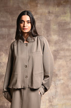 Load image into Gallery viewer, Cropped Balloon Blazer
