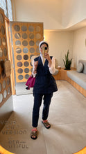 Load image into Gallery viewer, Long Sleeve Ruched Blouse
