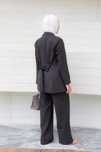 Load image into Gallery viewer, The Casual Suit Set
