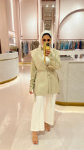 Load image into Gallery viewer, Sequin Sleeve Jacket
