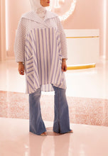 Load image into Gallery viewer, Silver Thread Tunic 1
