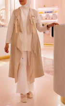 Load image into Gallery viewer, Beige Casual Vest

