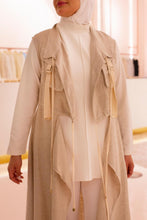 Load image into Gallery viewer, Beige Casual Vest
