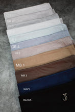 Load image into Gallery viewer, Double Stretch Scarf - Short
