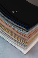 Load image into Gallery viewer, Medium Stretch Cotton Scarf - Short
